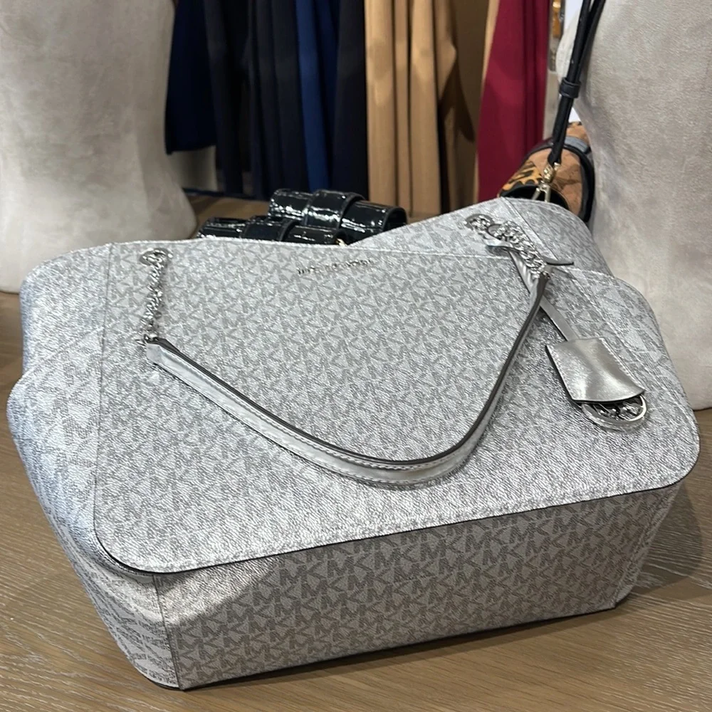 Michael Kors Jet Set Travel Large Chained Tote Shoulder Bag MK  Silver  NWT